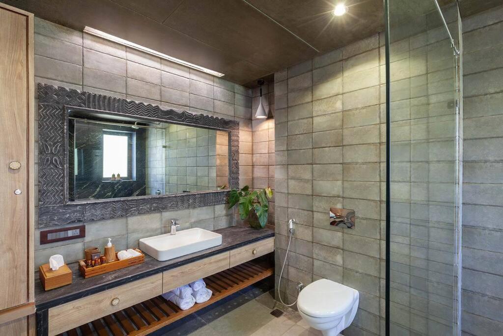 Soul Tree Villa 50 Super Luxury Villa With Heated Plunge Pool And Jacuzzi Lavasa Esterno foto